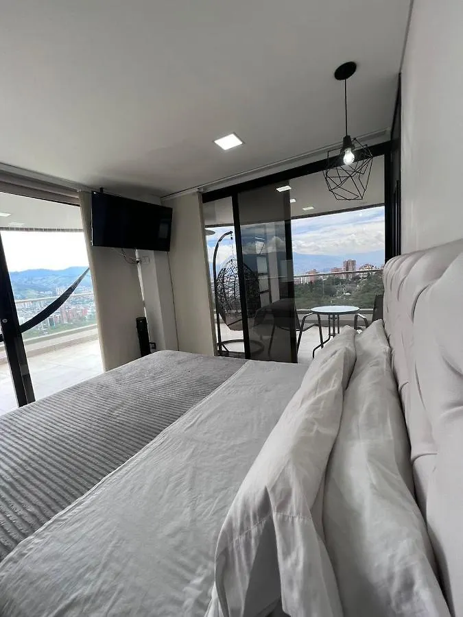 Large Apartment High Views And Balcony Medellin
